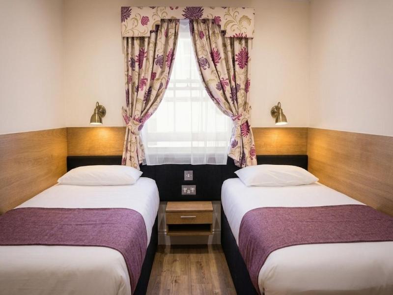 Athena Hotel - B&B image