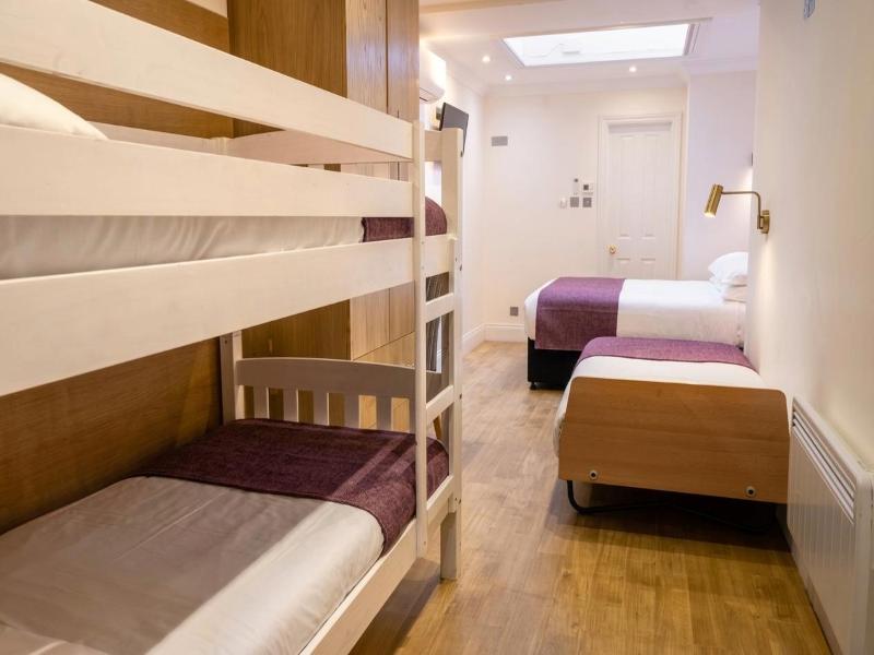 Athena Hotel - B&B image