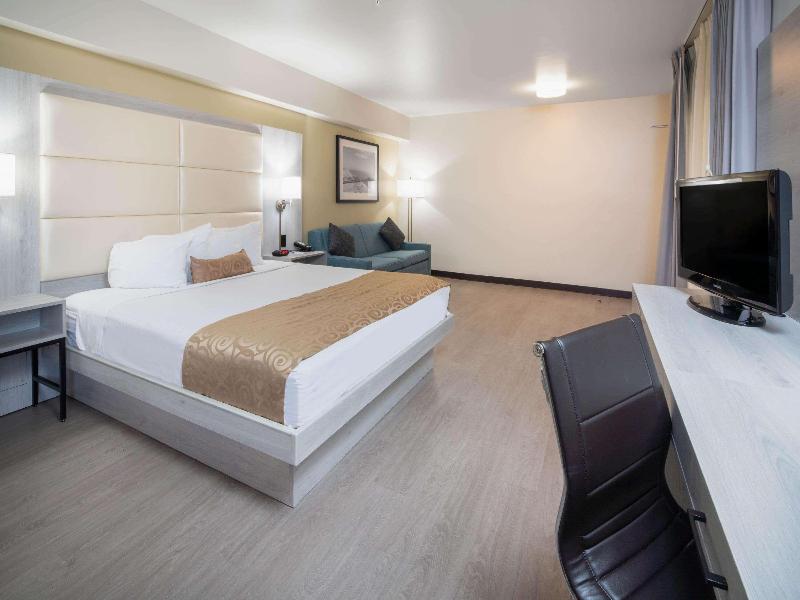 Ramada by Wyndham Burbank Airport image