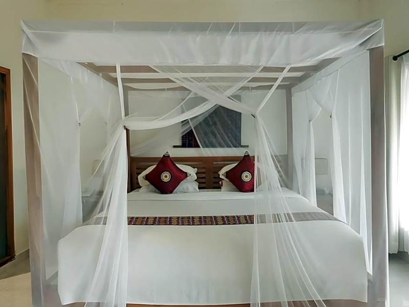 Puri Sari Beach Hotel — general view