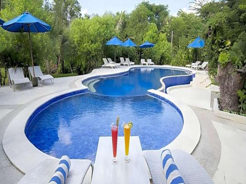 Puri Sari Beach Hotel — general view