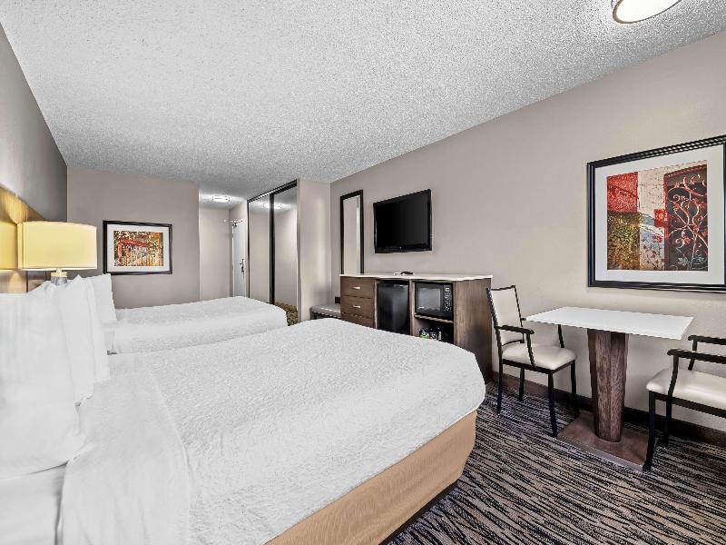 Best Western Los Alamitos Inn & Suites image