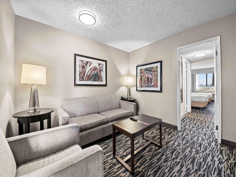 Best Western Los Alamitos Inn & Suites image