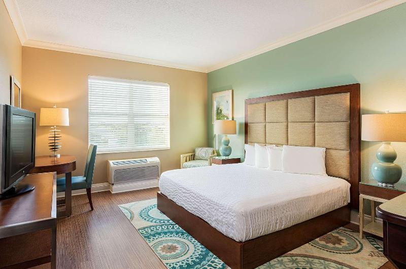 Waterfront Inn image
