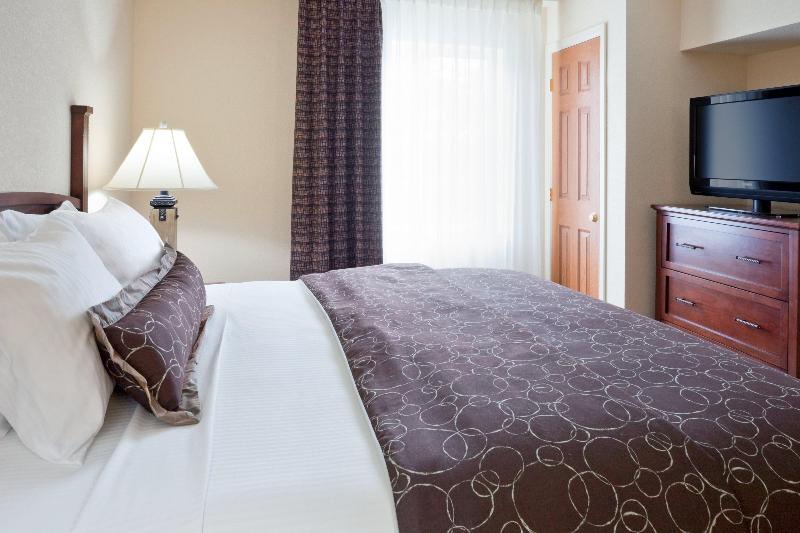 Staybridge Suites Philadelphia Valley Forge 422 photo 13