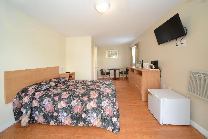 Studio Motel image