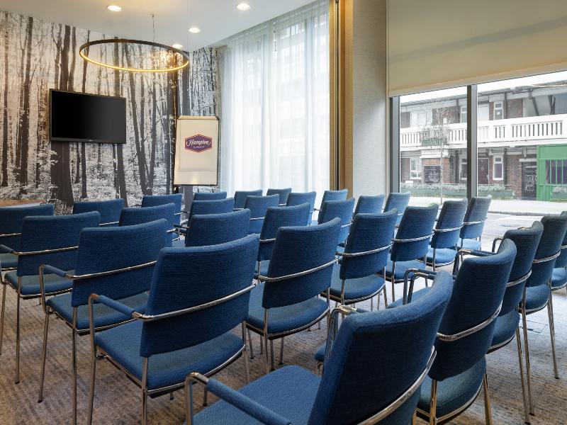 Hampton by Hilton London Waterloo image