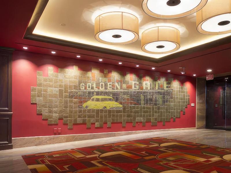 Golden Gate Hotel & Casino 4