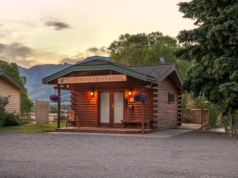 Yellowstone Valley Lodge image