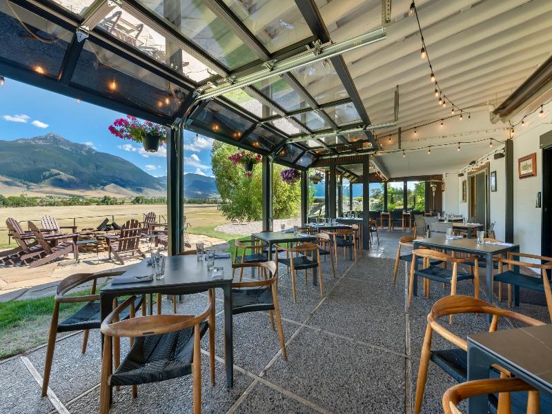 Yellowstone Valley Lodge image