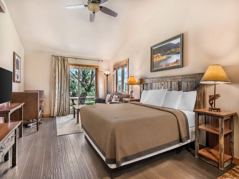 Yellowstone Valley Lodge image