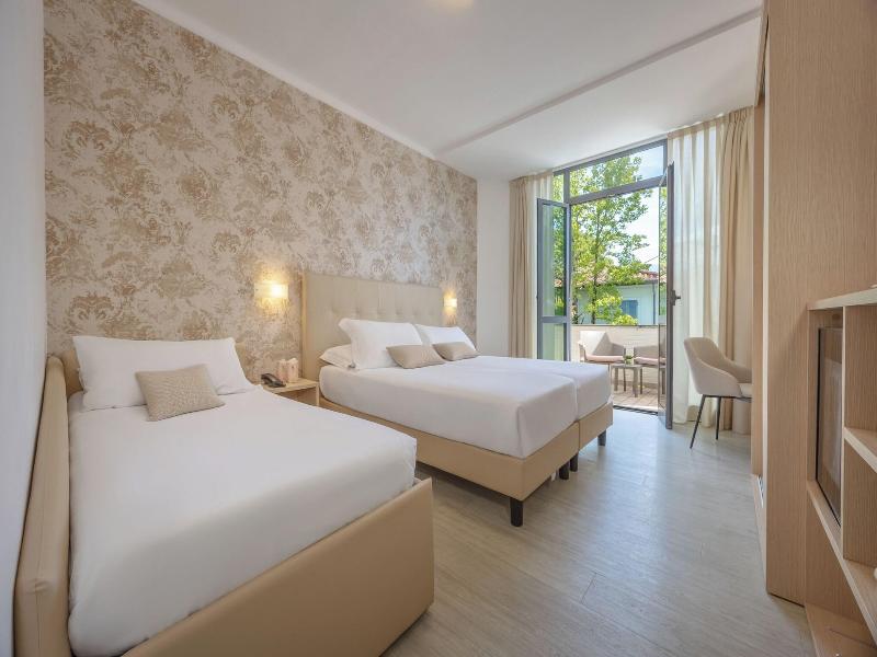 Acapulco Hotel image