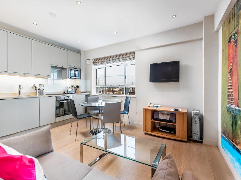 Nell Gwynn House Apartments image