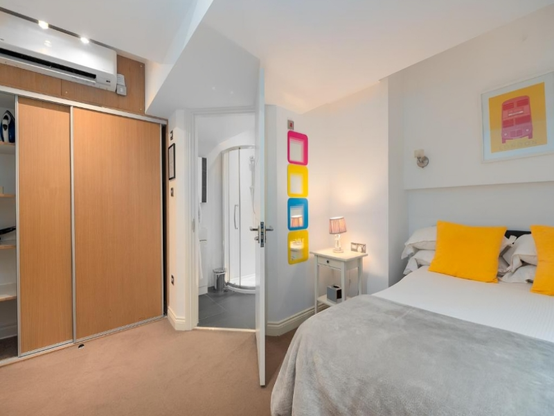 Nell Gwynn House Apartments image