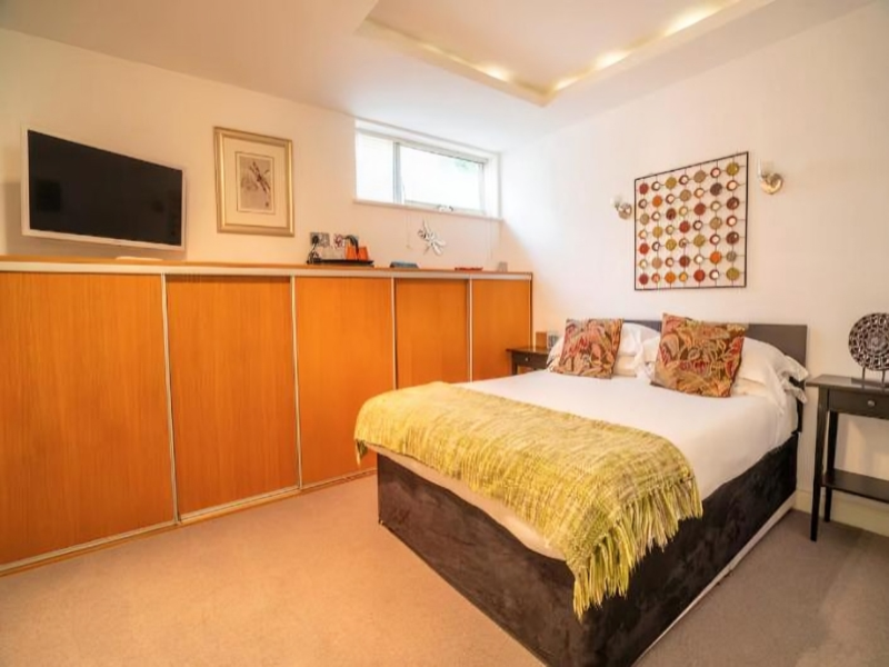 Nell Gwynn House Apartments image