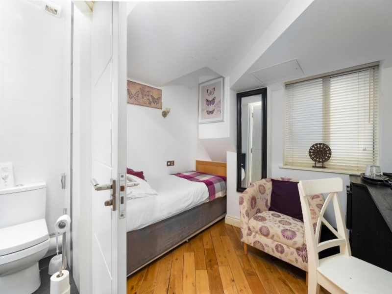 Nell Gwynn House Apartments image