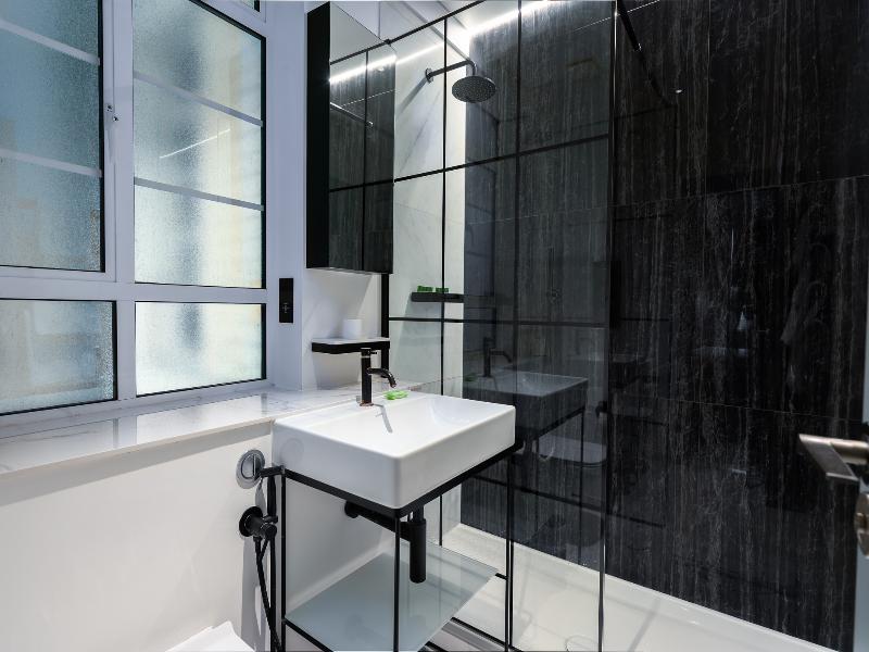Nell Gwynn House Apartments image