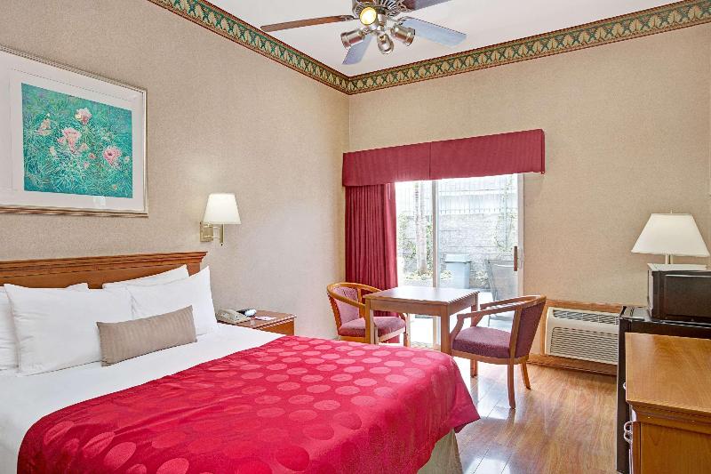 Ramada By Wyndham Redondo Beach image