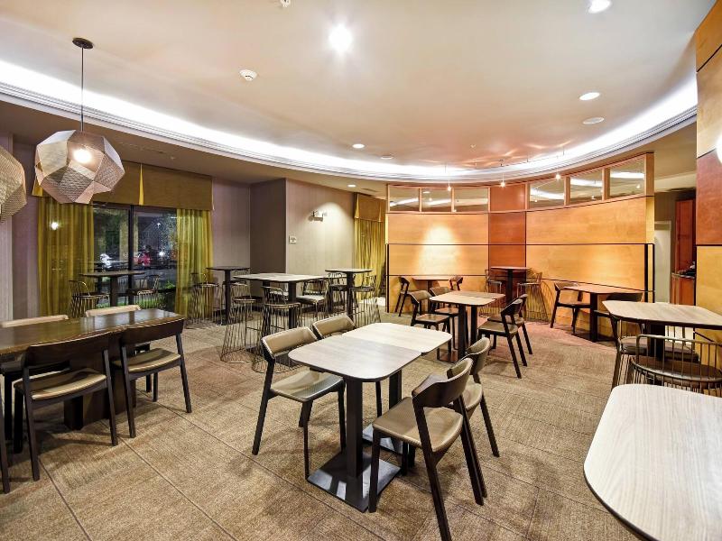 Springhill Suites Louisville Airport image