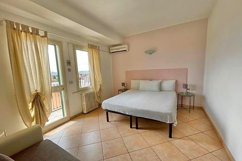 Vittoria image