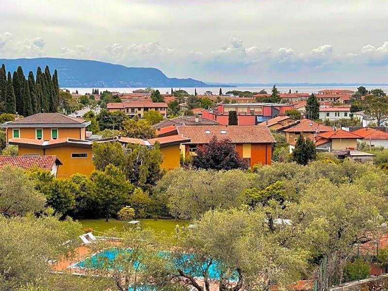 Vittoria image