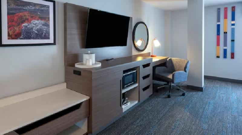 Hampton Inn Norton image