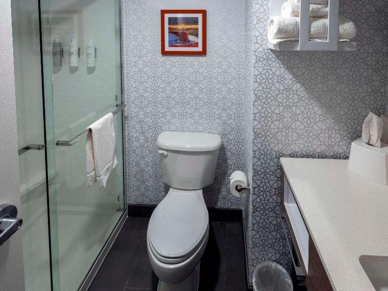 Hampton Inn Norton image