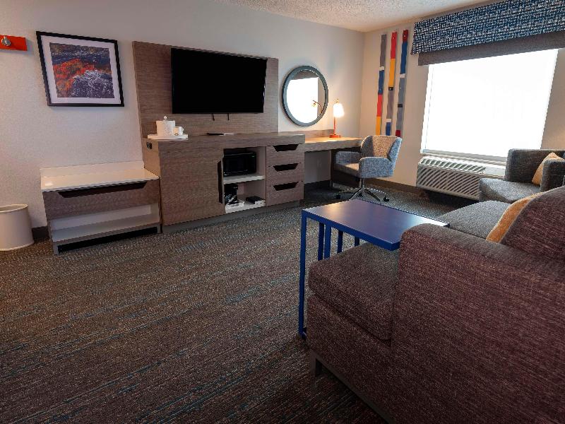 Hampton Inn Norton image
