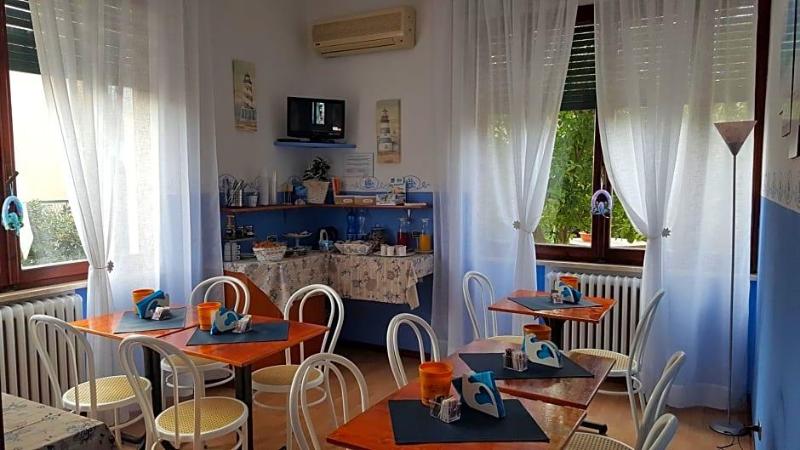 Villa Italia image