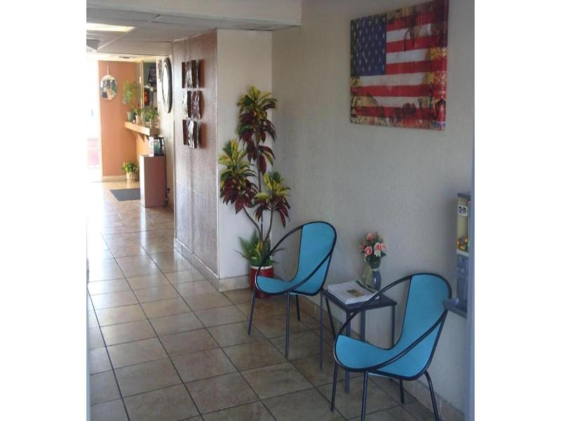 Travelers Inn by Hotel O Lake Havasu City image