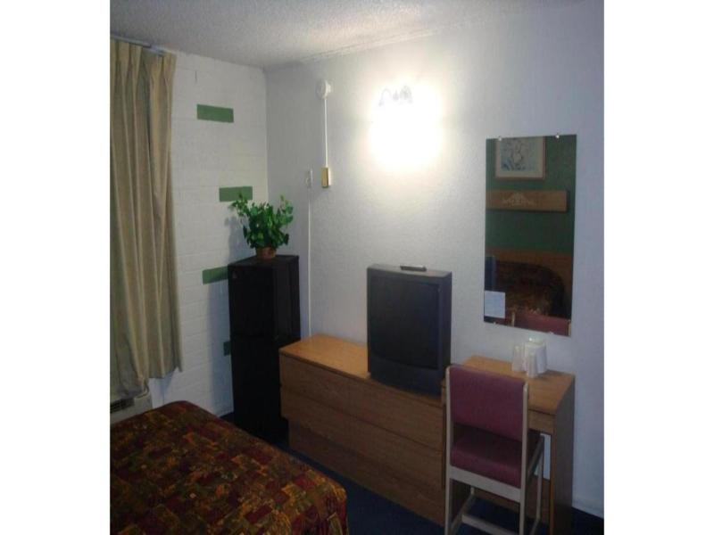 Travelers Inn by Hotel O Lake Havasu City image