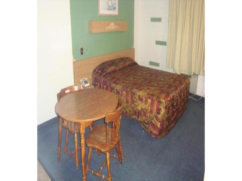Travelers Inn by Hotel O Lake Havasu City image
