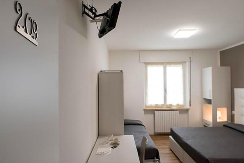 Albergo Al Sole image
