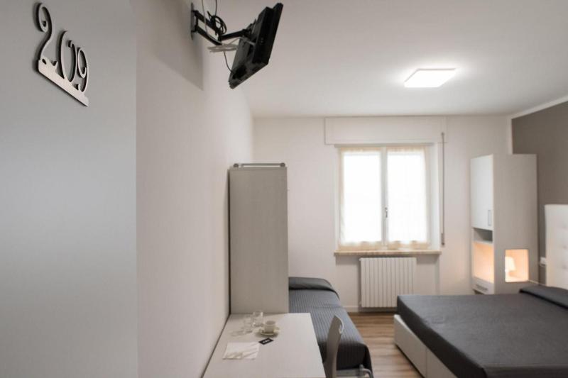Albergo Al Sole image