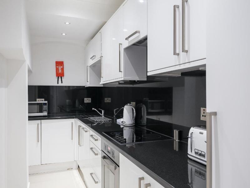 Chilworth Court image