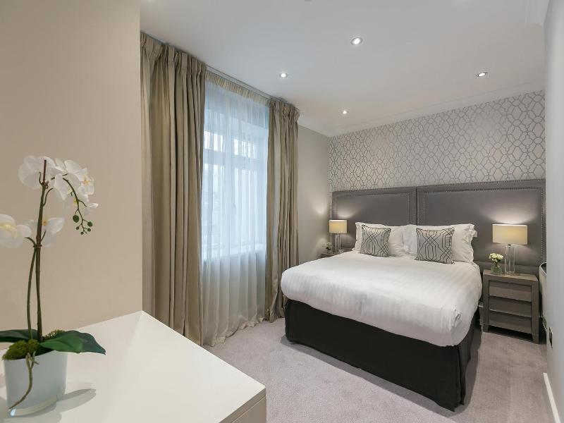 Chilworth Court image