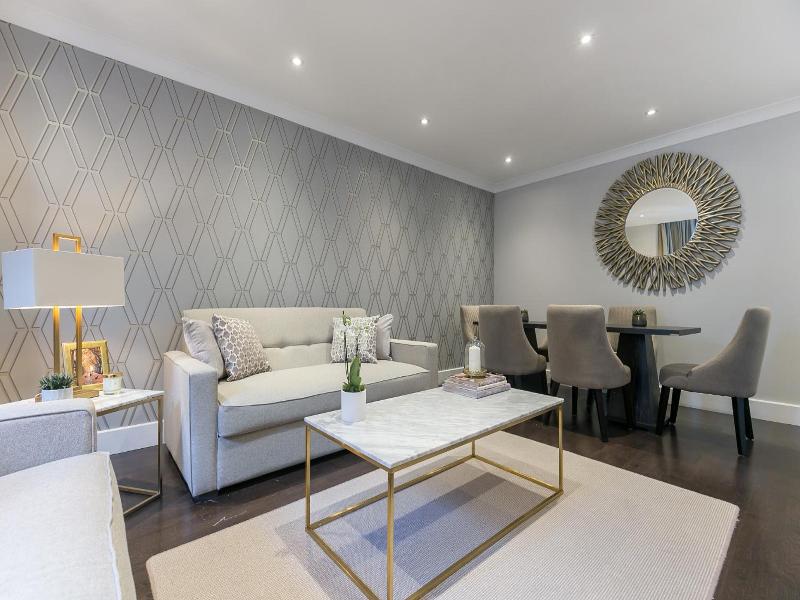 Chilworth Court image