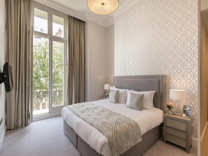 Chilworth Court image