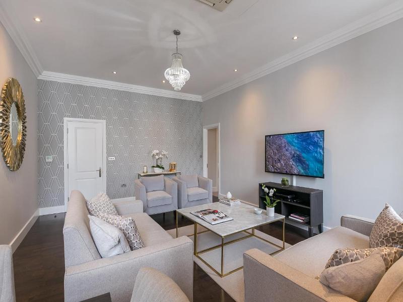 Chilworth Court image