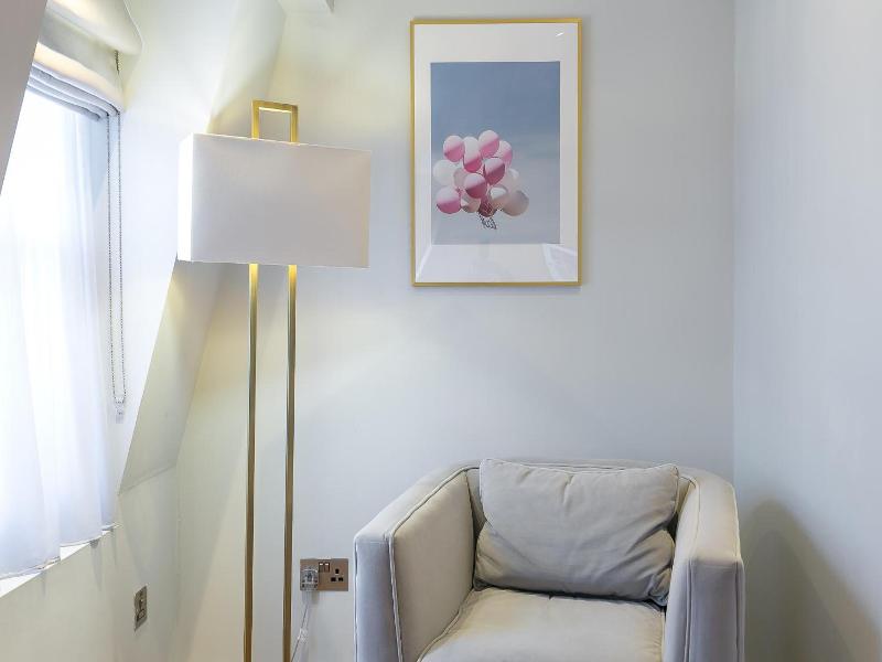 Chilworth Court image