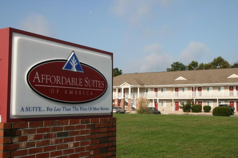 Affordable Suites Lexington image