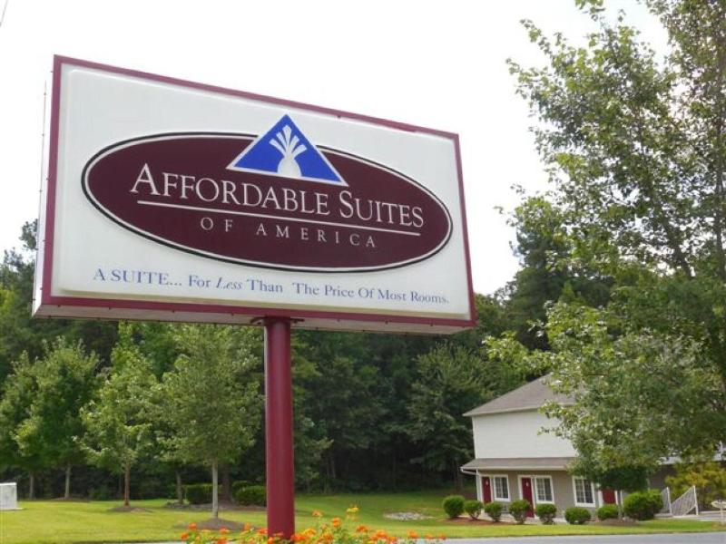 Affordable Suites Lexington image