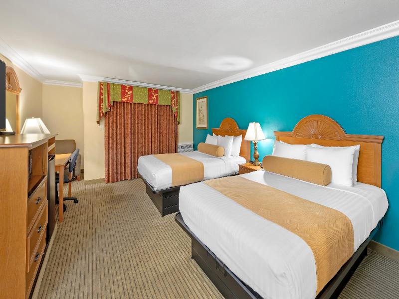 Bw Harbour Inn & Suites Huntington - Sunset Beach image