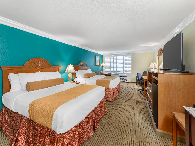 Bw Harbour Inn & Suites Huntington - Sunset Beach image