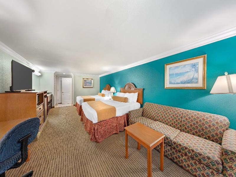 Bw Harbour Inn & Suites Huntington - Sunset Beach image