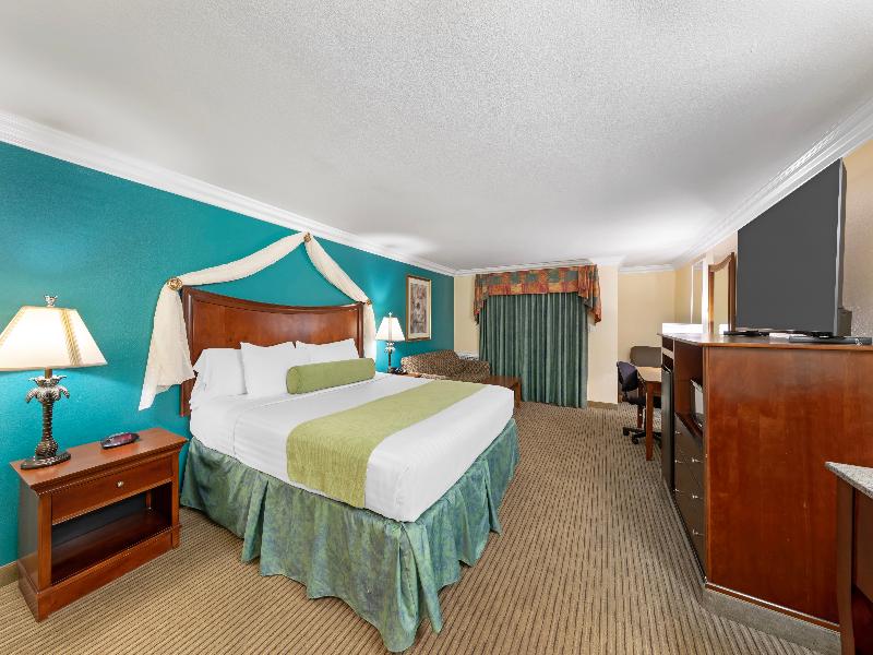 Bw Harbour Inn & Suites Huntington - Sunset Beach image