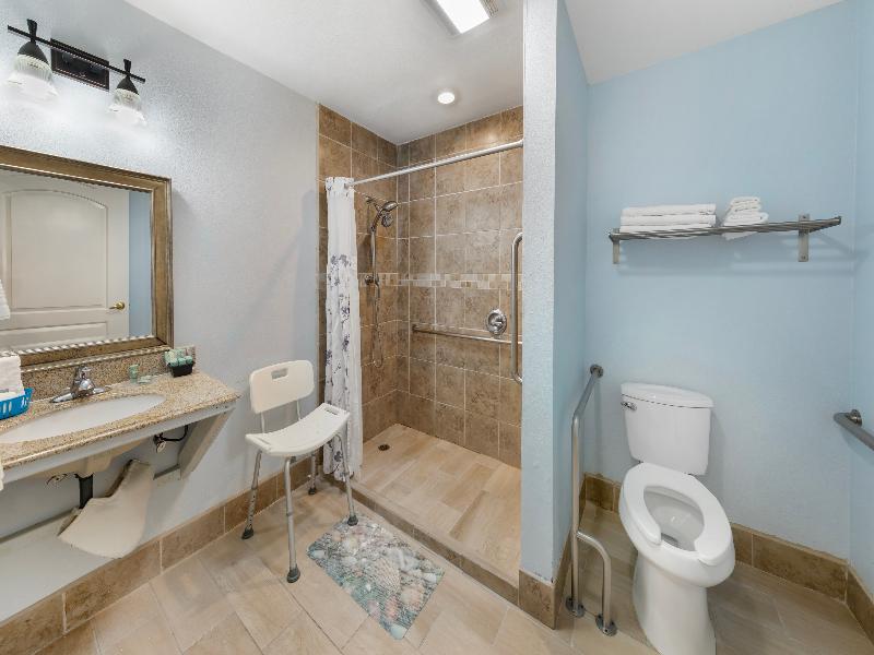 Bw Harbour Inn & Suites Huntington - Sunset Beach image