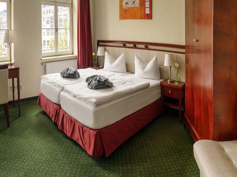 SchlafGut AppartementHotel image