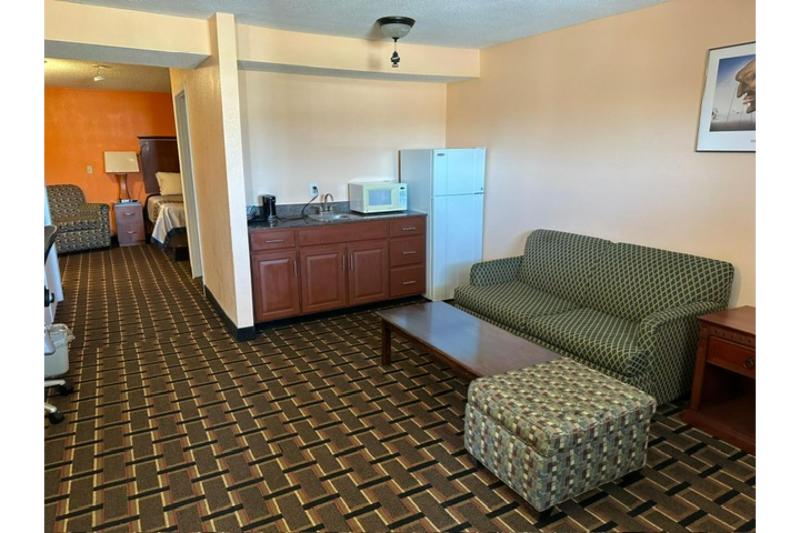 Stay Inn by OYO Near I 80 Lincoln West image