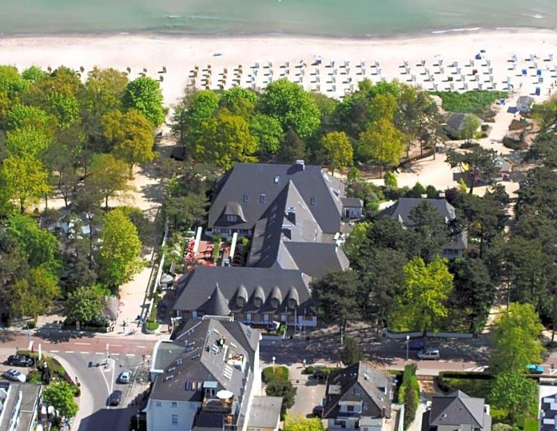Carstens Landhaus image